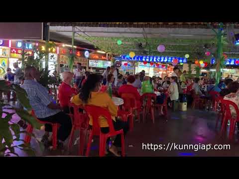 Red Garden Food Court, Penang, Malaysia - MAG.MOE